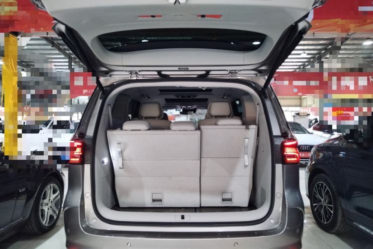 Used Roewe iMAX8 New Energy 2025 1.5T DMH Lu Zun Deluxe Edition Trunk