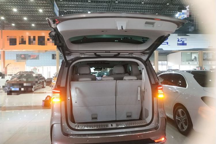 Used Roewe iMAX8 New Energy 2025 1.5T DMH Lu Zun Deluxe Edition Trunk