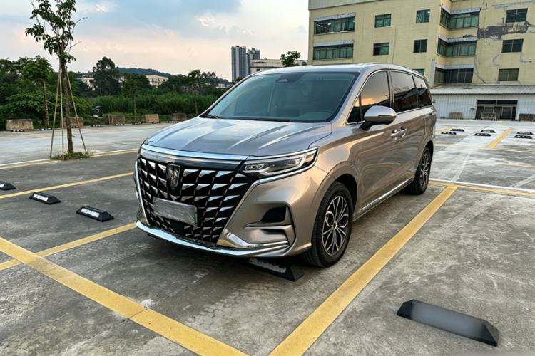 Roewe iMAX8 New Energy 2025 1.5T DMH Lu Zun Deluxe Edition - Luxury Plus