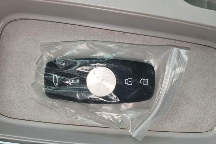 Used Roewe iMAX8 New Energy 2025 1.5T DMH Lu Zun Deluxe Edition Vehicle Key