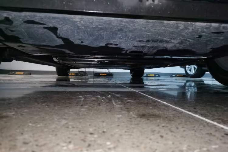 Used Roewe iMAX8 New Energy 2025 1.5T DMH Lu Zun Deluxe Edition Chassis Front