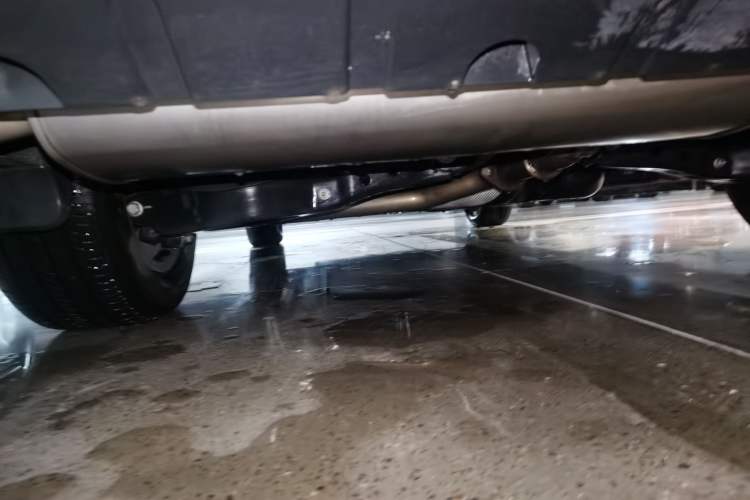Used Roewe iMAX8 New Energy 2025 1.5T DMH Lu Zun Deluxe Edition Chassis Rear Left