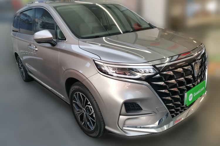 Used Roewe iMAX8 New Energy 2025 1.5T DMH Lu Zun Deluxe Edition Front Right 45 Deg
