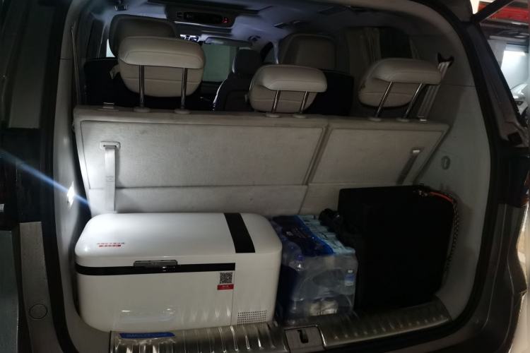 Used Roewe iMAX8 New Energy 2025 1.5T DMH Lu Zun Deluxe Edition Trunk