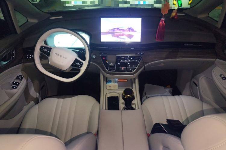 Used Roewe iMAX8 New Energy 2025 1.5T DMH Lu Zun Deluxe Edition Center Console