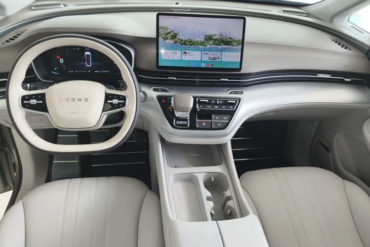 Used Roewe iMAX8 New Energy 2025 1.5T DMH Lu Zun Deluxe Edition Center Console