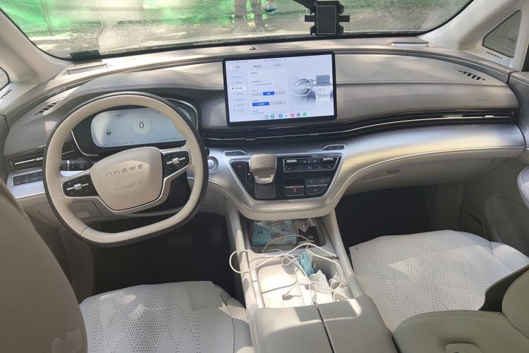 Used Roewe iMAX8 New Energy 2025 1.5T DMH Lu Zun Deluxe Edition Center Console