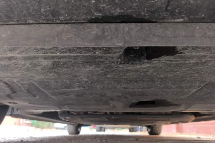 Used Roewe iMAX8 New Energy 2025 1.5T DMH Lu Zun Deluxe Edition Chassis Front