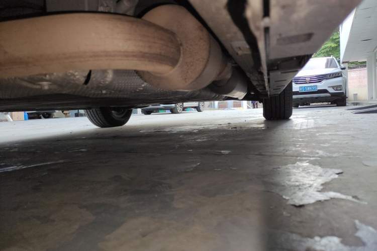 Used Roewe iMAX8 New Energy 2025 1.5T DMH Lu Zun Deluxe Edition Chassis Front Left