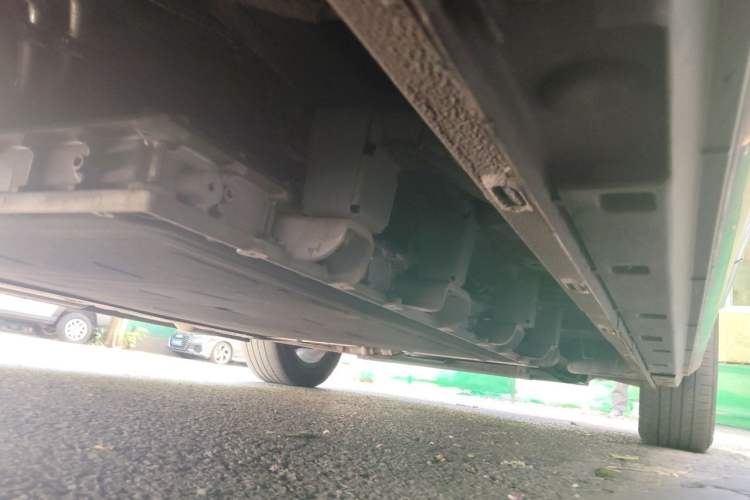 Used Roewe iMAX8 New Energy 2025 1.5T DMH Lu Zun Deluxe Edition Chassis Rear Right