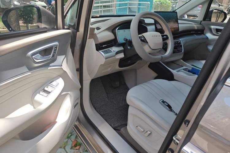 Used Roewe iMAX8 New Energy 2025 1.5T DMH Lu Zun Deluxe Edition Driver Seat