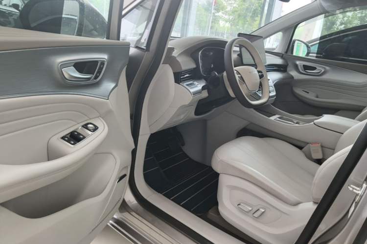 Used Roewe iMAX8 New Energy 2025 1.5T DMH Lu Zun Deluxe Edition Driver Seat