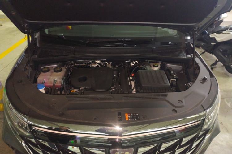 Used Roewe iMAX8 New Energy 2025 1.5T DMH Lu Zun Deluxe Edition Engine Bay