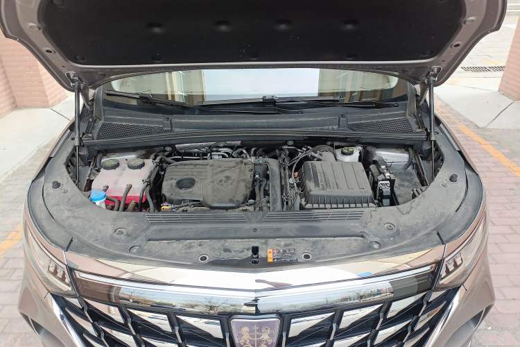 Used Roewe iMAX8 New Energy 2025 1.5T DMH Lu Zun Deluxe Edition Engine Bay
