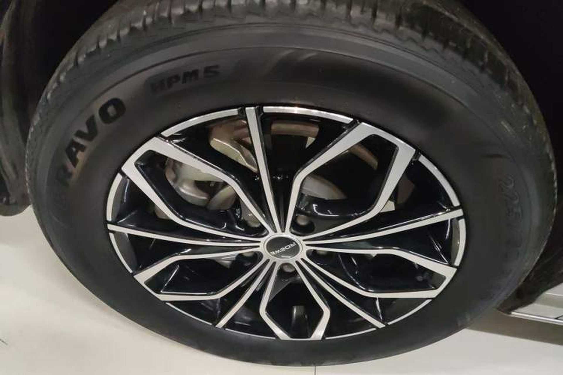 Used Roewe iMAX8 New Energy 2025 1.5T DMH Lu Zun Deluxe Edition Exterior 4