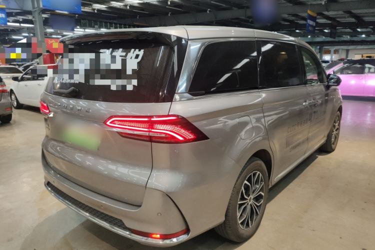 Used Roewe iMAX8 New Energy 2025 1.5T DMH Lu Zun Deluxe Edition Exterior 5