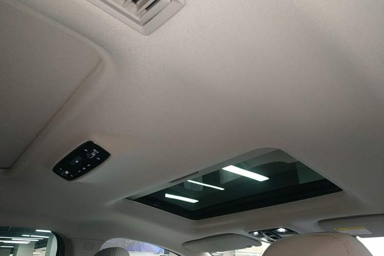 Used Roewe iMAX8 New Energy 2025 1.5T DMH Lu Zun Deluxe Edition Headliner