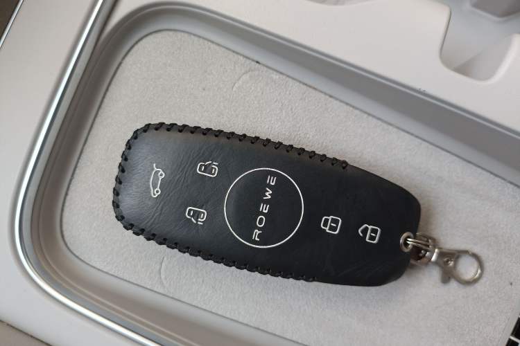 Used Roewe iMAX8 New Energy 2025 1.5T DMH Lu Zun Deluxe Edition Interior 1