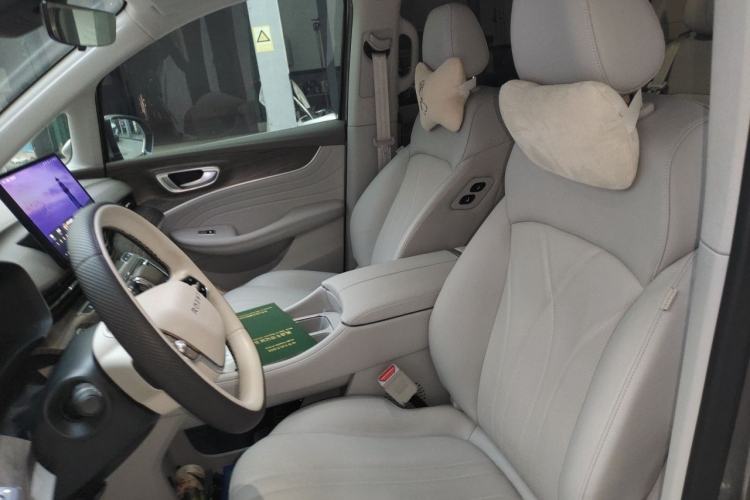 Used Roewe iMAX8 New Energy 2025 1.5T DMH Lu Zun Deluxe Edition Left Front Seat