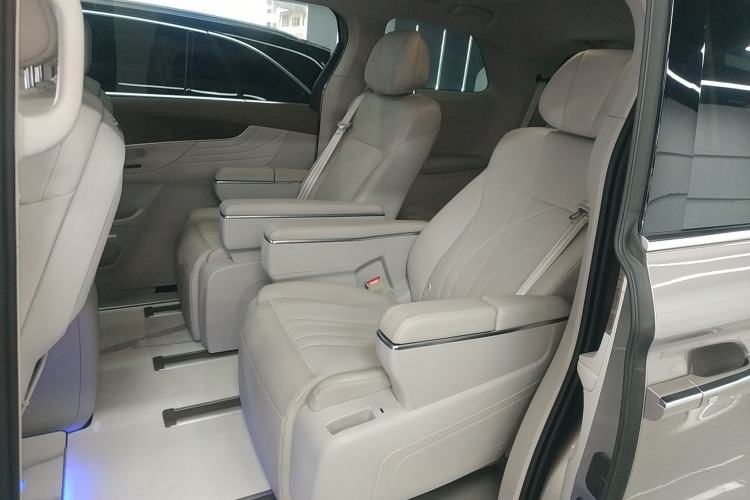 Used Roewe iMAX8 New Energy 2025 1.5T DMH Lu Zun Deluxe Edition Left Rear Seat