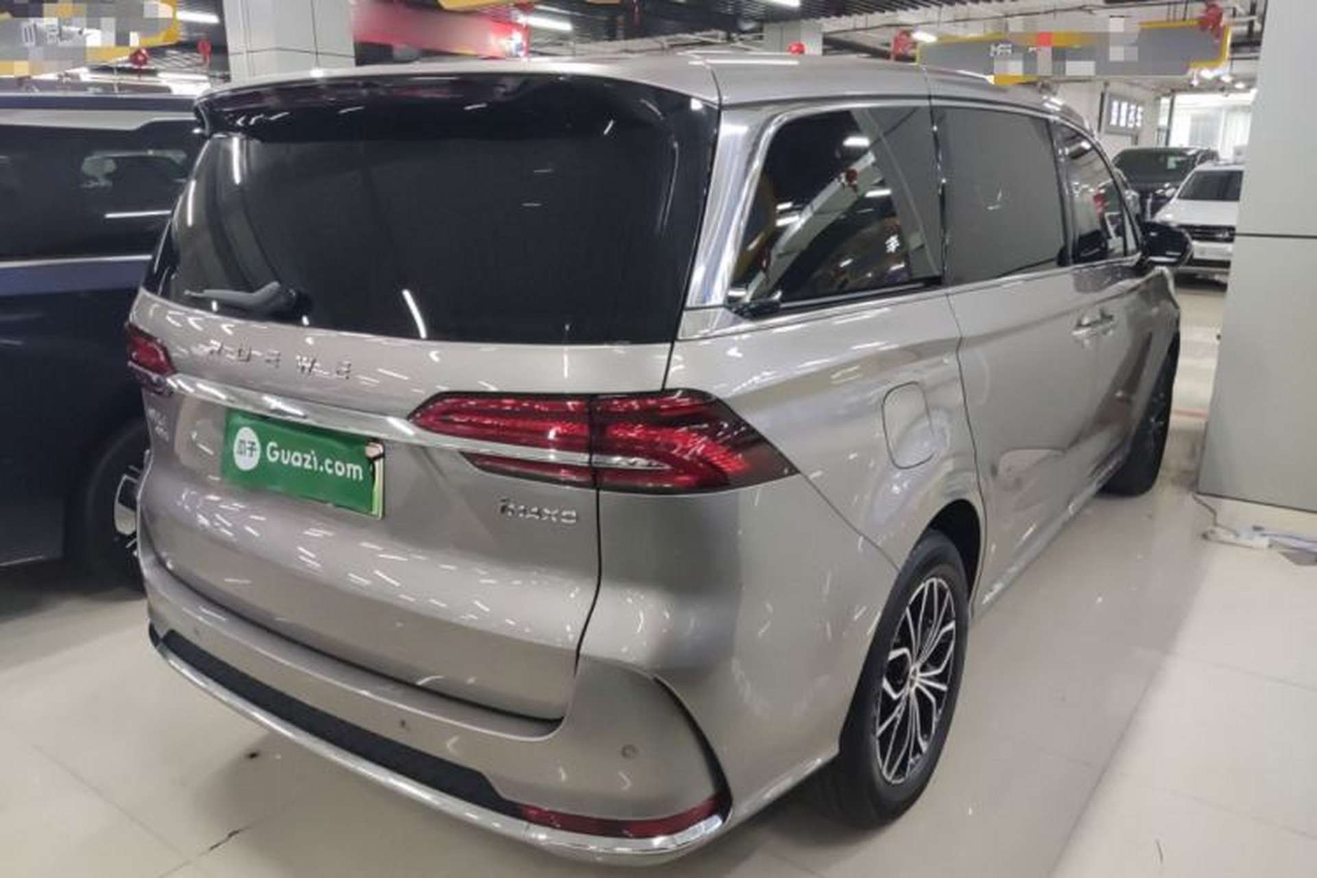 Used Roewe iMAX8 New Energy 2025 1.5T DMH Lu Zun Deluxe Edition Rear Right 45 Deg