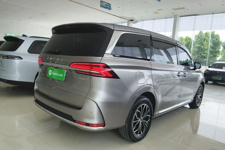 Used Roewe iMAX8 New Energy 2025 1.5T DMH Lu Zun Deluxe Edition Rear Right 45 Deg