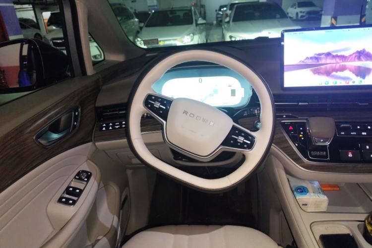 Used Roewe iMAX8 New Energy 2025 1.5T DMH Lu Zun Deluxe Edition Steering Wheel