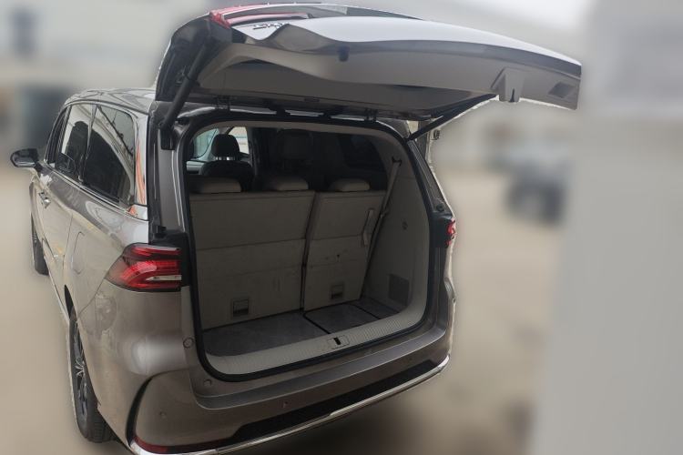 Used Roewe iMAX8 New Energy 2025 1.5T DMH Lu Zun Deluxe Edition Trunk