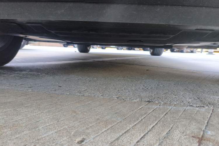 Used Roewe iMAX8 New Energy 2025 1.5T DMH Lu Zun Deluxe Edition Chassis Front