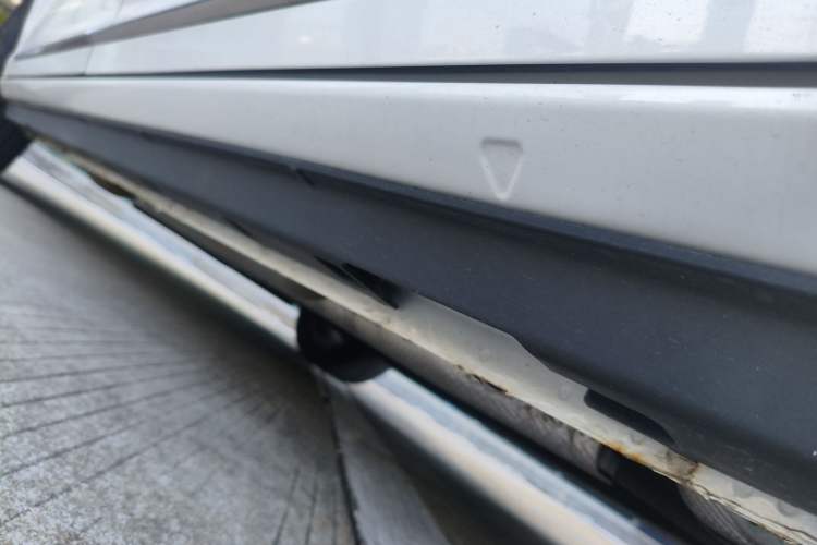 Used Roewe iMAX8 New Energy 2025 1.5T DMH Lu Zun Deluxe Edition Chassis Rear Left