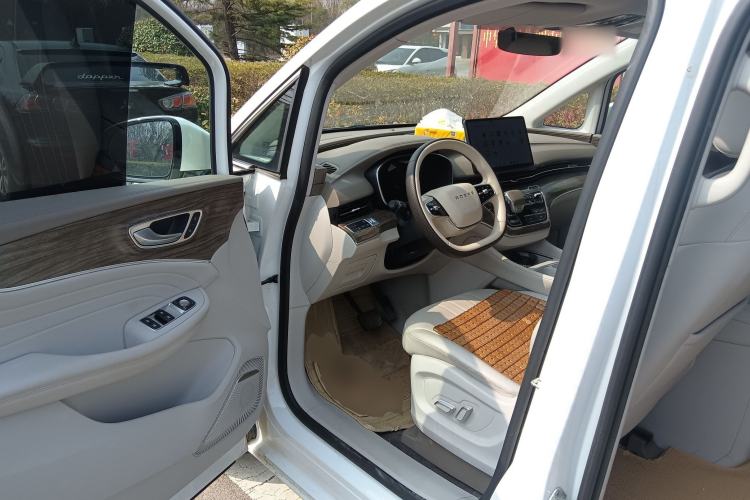 Used Roewe iMAX8 New Energy 2025 1.5T DMH Lu Zun Deluxe Edition Driver Seat