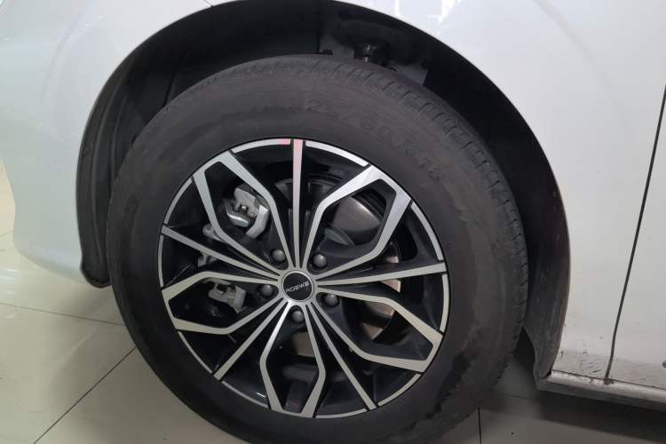 Used Roewe iMAX8 New Energy 2025 1.5T DMH Lu Zun Deluxe Edition Exterior 7