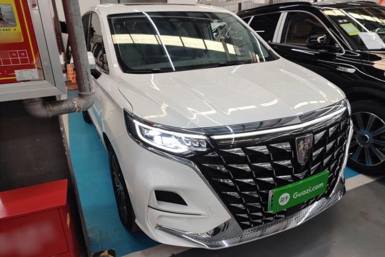 Used Roewe iMAX8 New Energy 2025 1.5T DMH Lu Zun Deluxe Edition Front Right 45 Deg