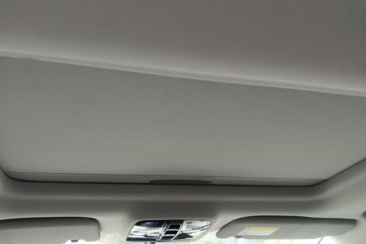 Used Roewe iMAX8 New Energy 2025 1.5T DMH Lu Zun Deluxe Edition Headliner
