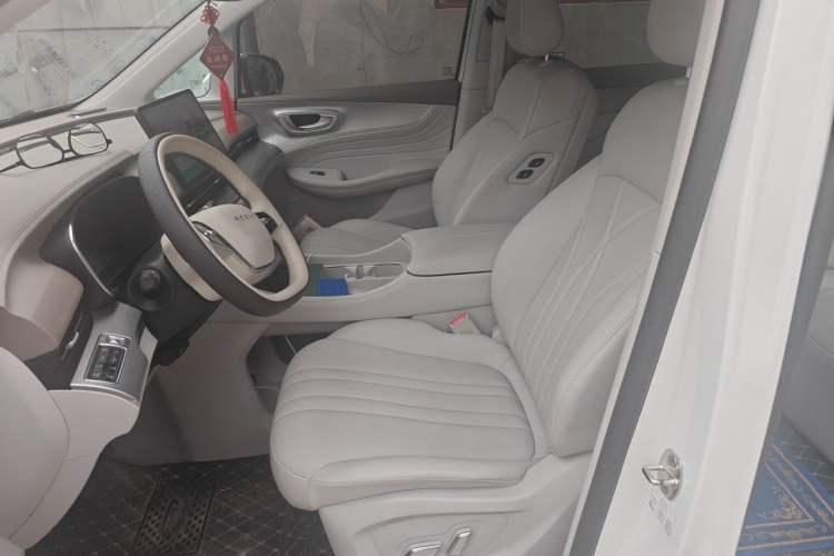 Used Roewe iMAX8 New Energy 2025 1.5T DMH Lu Zun Deluxe Edition Left Front Seat