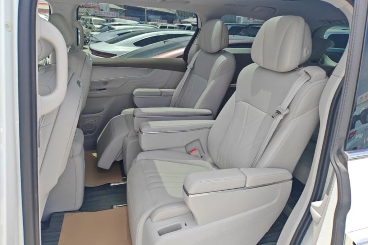 Used Roewe iMAX8 New Energy 2025 1.5T DMH Lu Zun Deluxe Edition Left Rear Seat