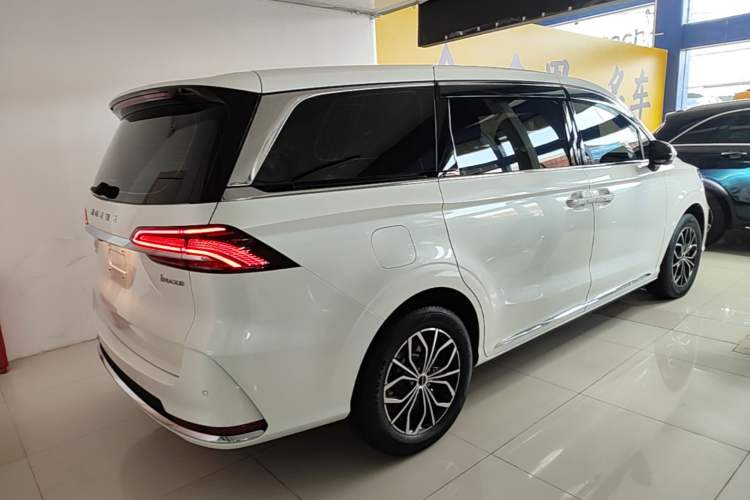 Used Roewe iMAX8 New Energy 2025 1.5T DMH Lu Zun Deluxe Edition Rear Right 45 Deg