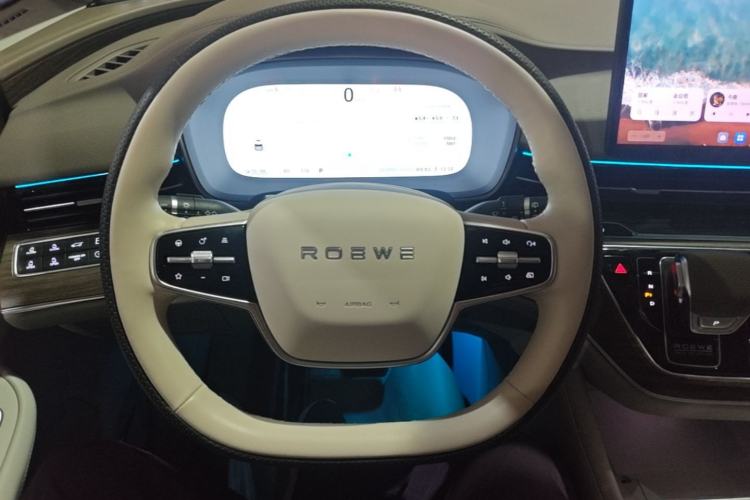 Used Roewe iMAX8 New Energy 2025 1.5T DMH Lu Zun Deluxe Edition Steering Wheel