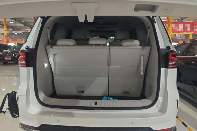 Used Roewe iMAX8 New Energy 2025 1.5T DMH Lu Zun Deluxe Edition Trunk