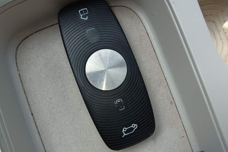 Used Roewe iMAX8 New Energy 2025 1.5T DMH Lu Zun Deluxe Edition Vehicle Key