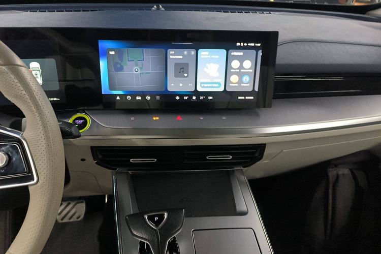 Used Roewe Jing 2022 2.0T Blue Whale Edition Audio And AC Panel