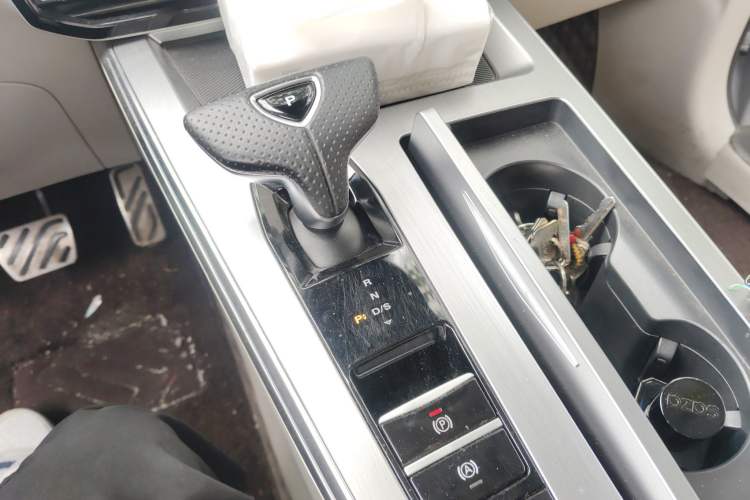 Used Roewe Jing 2022 2.0T Blue Whale Edition Gear Lever