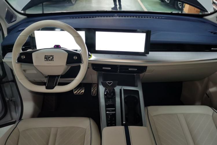 Used Roewe Jing 2022 2.0T Blue Whale Edition Interior 2