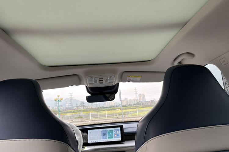 Used Roewe Jing 2022 2.0T Blue Whale Edition Interior 2