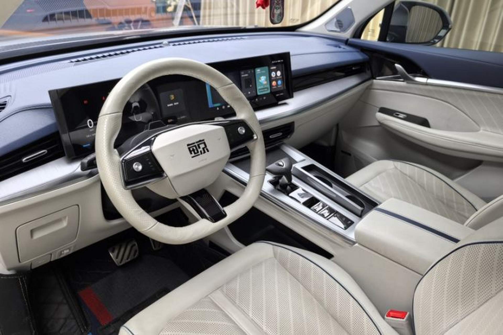 Used Roewe Jing 2022 2.0T Blue Whale Edition Interior 4