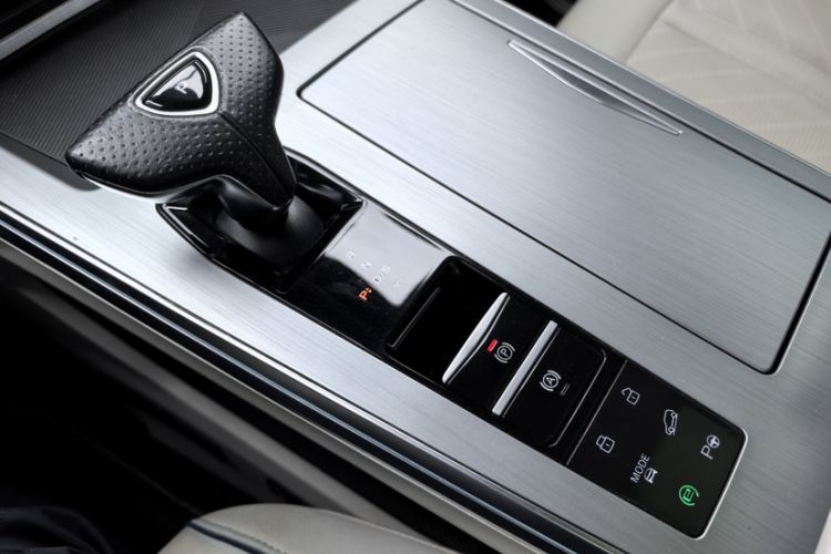 Used Roewe Jing 2022 2.0T Blue Whale Edition Interior 6