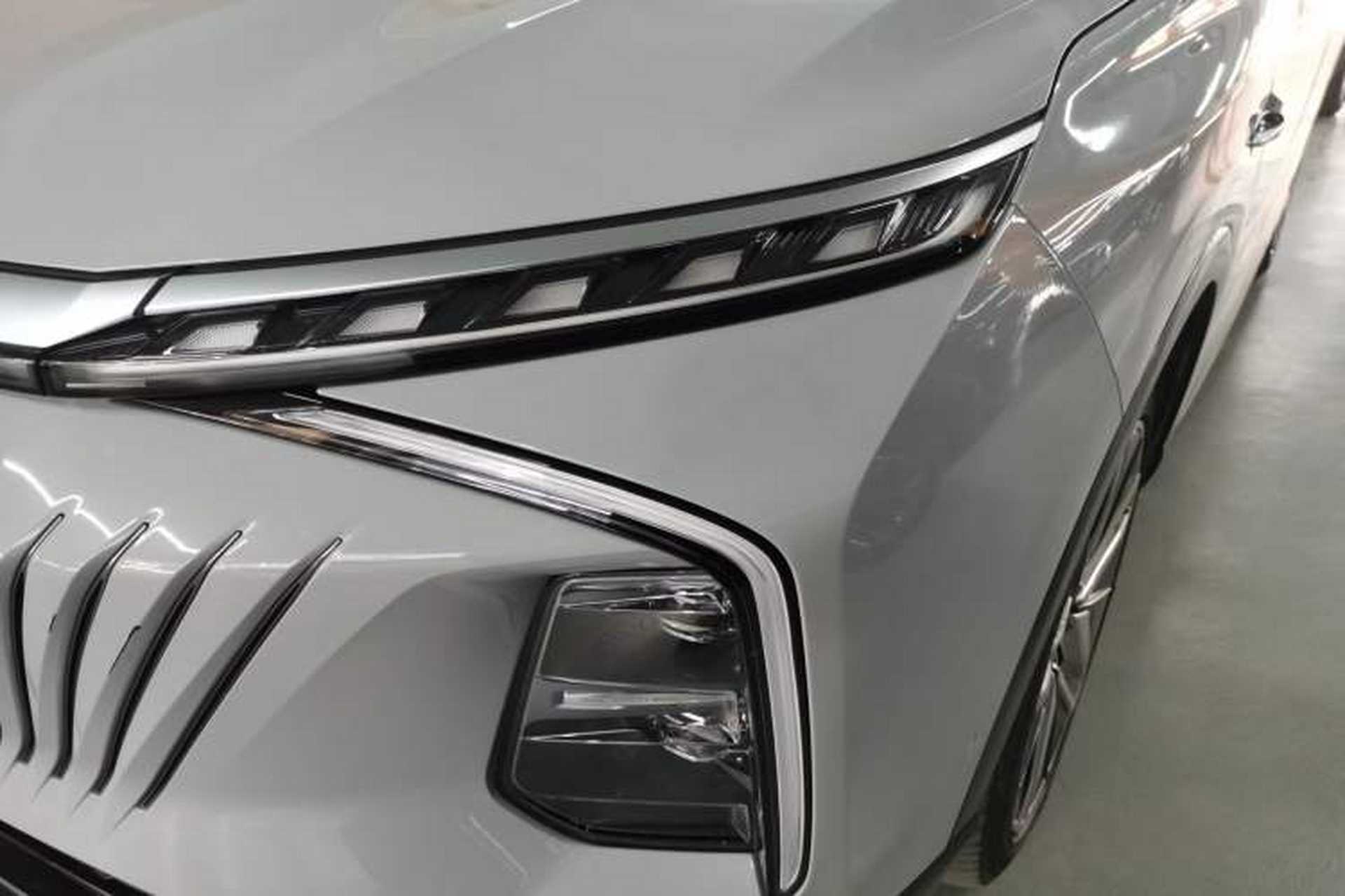 Used Roewe Jing 2022 2.0T Blue Whale Edition Left Front Headlight
