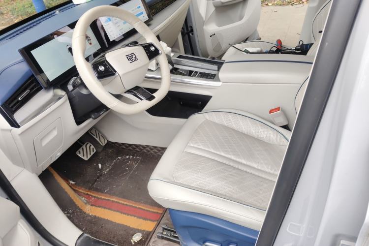 Used Roewe Jing 2022 2.0T Blue Whale Edition Left Front Seat