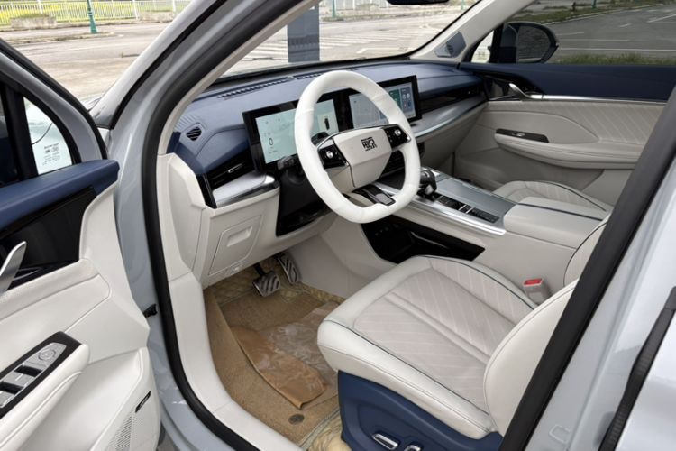 Used Roewe Jing 2022 2.0T Blue Whale Edition Left Front Seat