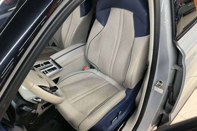Used Roewe Jing 2022 2.0T Blue Whale Edition Left Front Seat